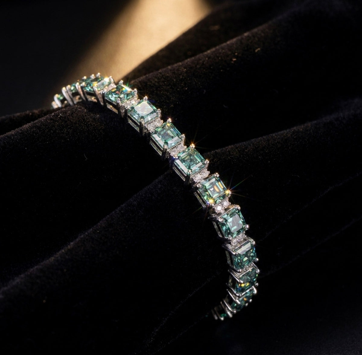 Iceisland™ Asscher Cut Blue-Green VVS Lab Diamond Tennis Bracelet – 14K Gold