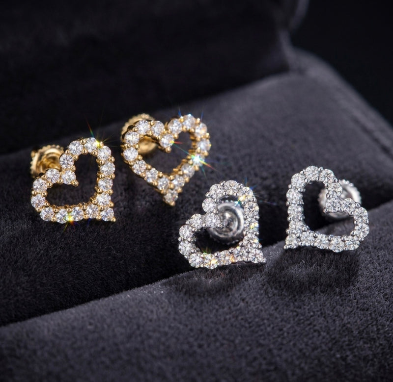 Iceisland™ Heart Pavé VVS Lab Diamond Stud Earrings – 14K Gold