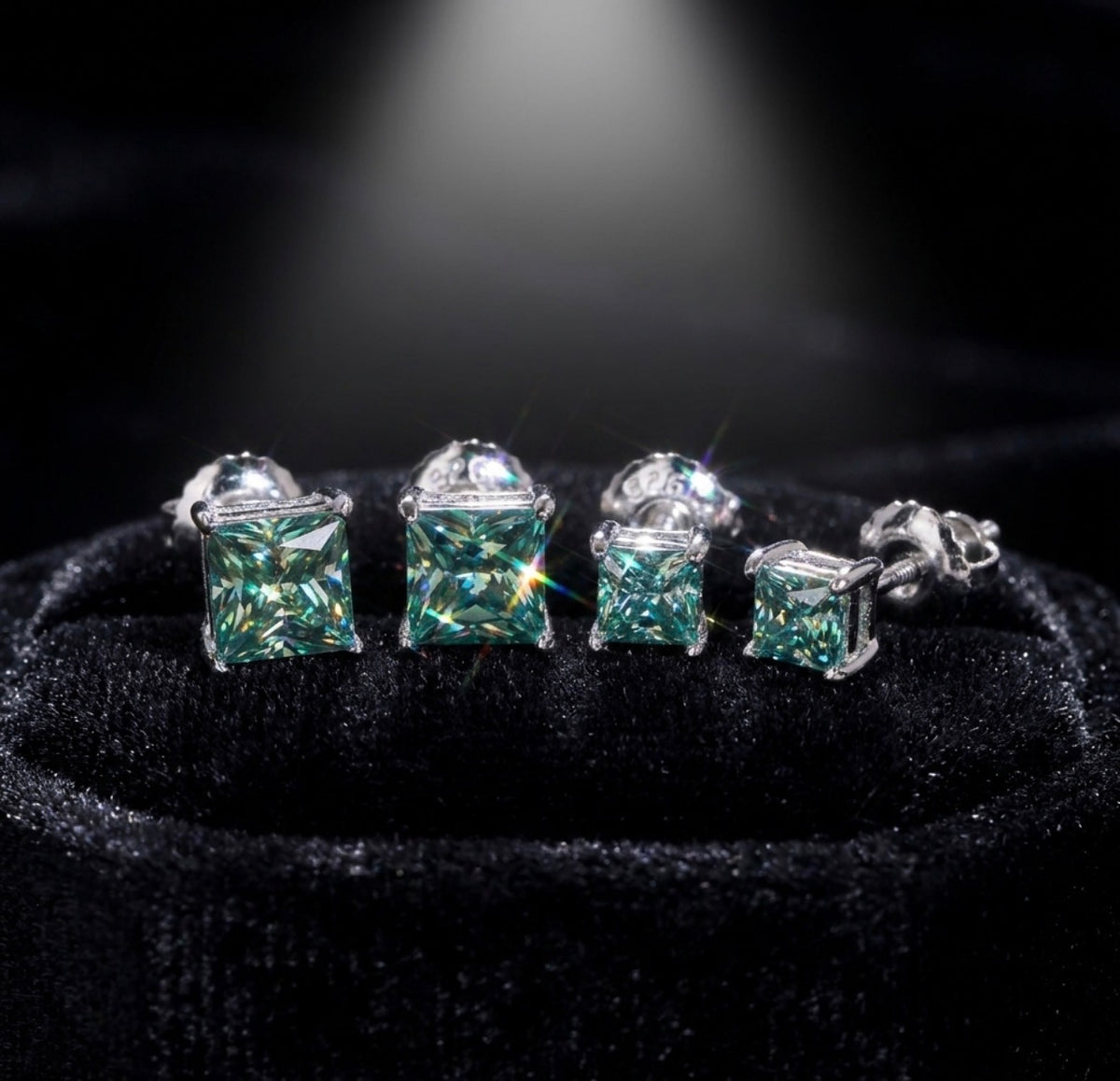 Iceisland™ Square Princess Cut VVS Lab Diamond Stud Earrings – 14K Gold