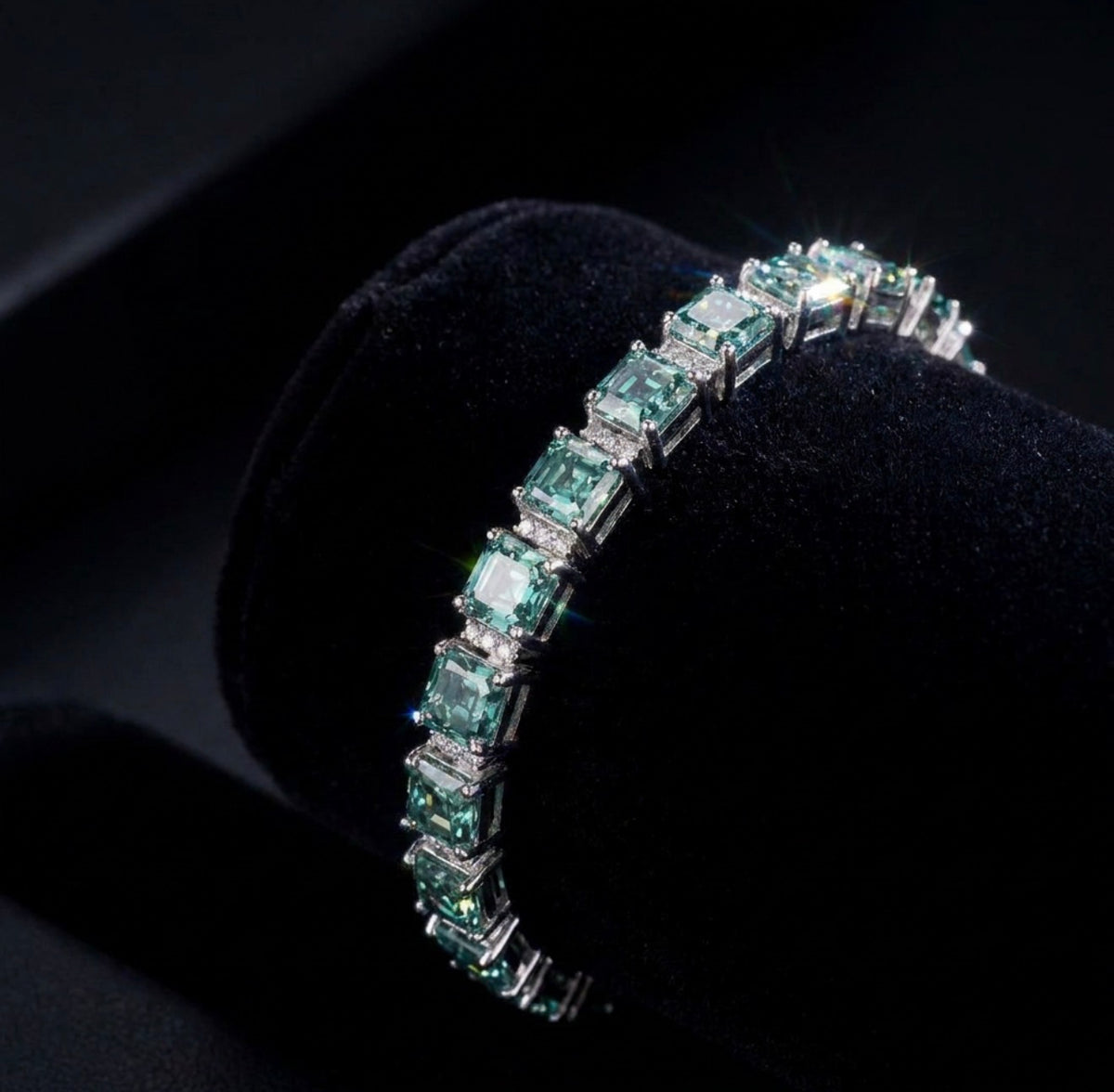 Iceisland™ Asscher Cut Blue-Green VVS Lab Diamond Tennis Bracelet – 14K Gold